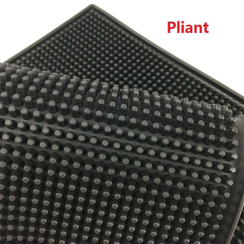 Non-slip rubber mat